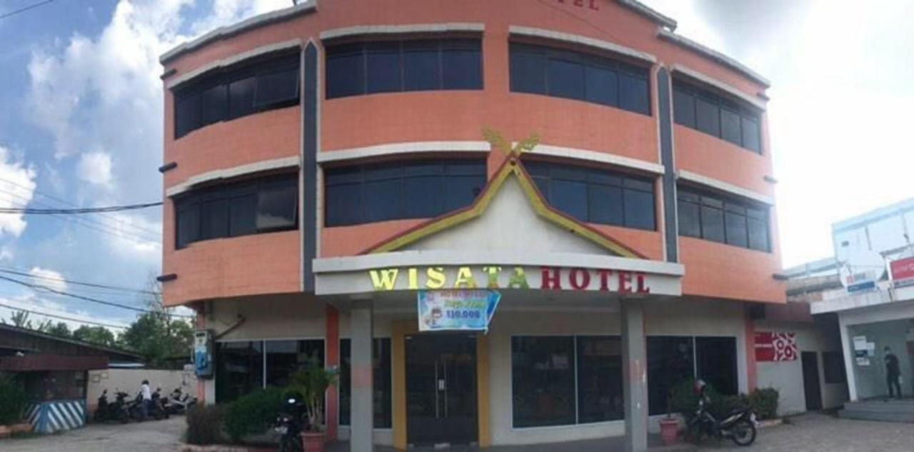 Oyo 90697 Hotel Wisata Dumai Exteriör bild