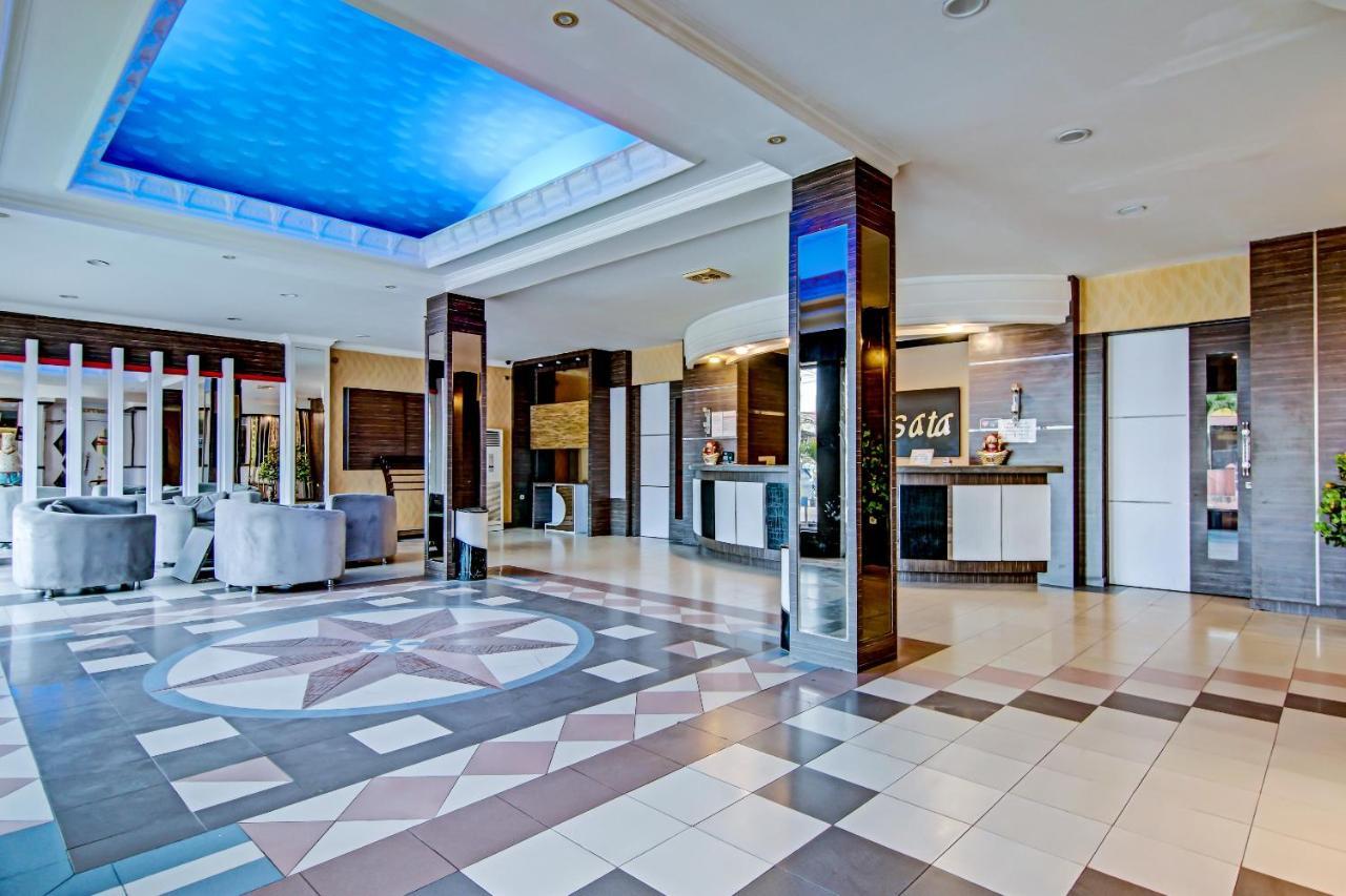 Oyo 90697 Hotel Wisata Dumai Exteriör bild