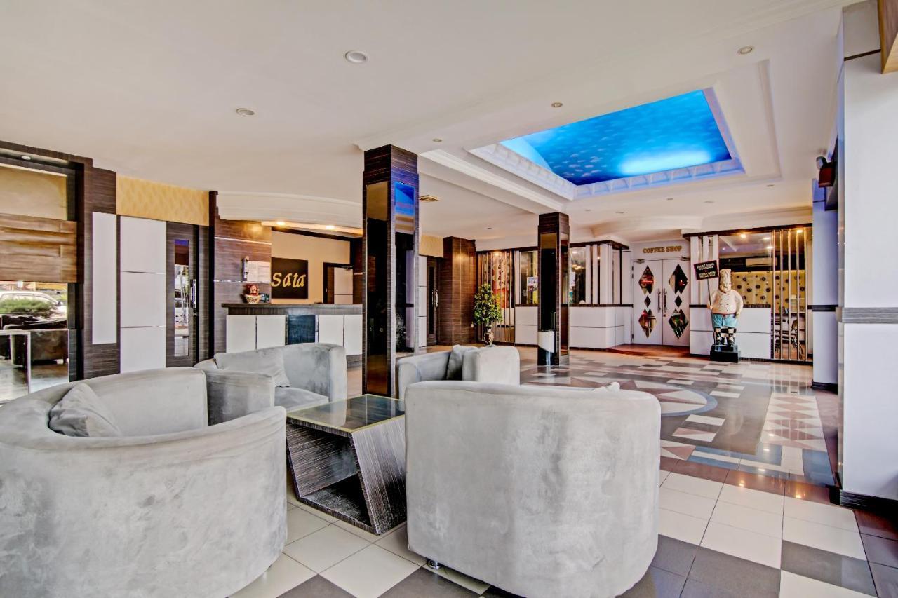 Oyo 90697 Hotel Wisata Dumai Exteriör bild