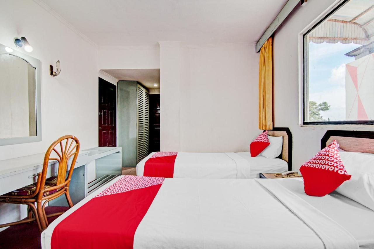 Oyo 90697 Hotel Wisata Dumai Exteriör bild
