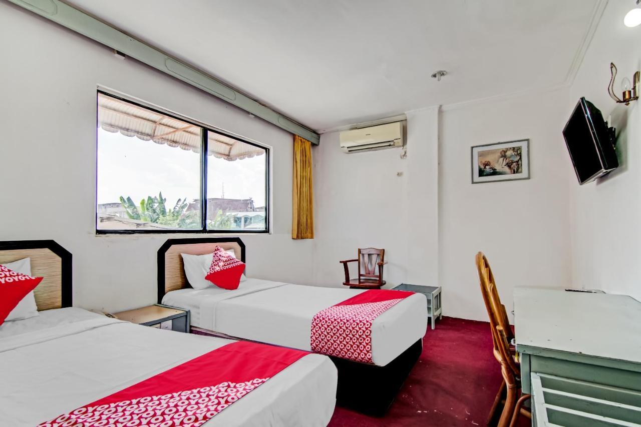 Oyo 90697 Hotel Wisata Dumai Exteriör bild