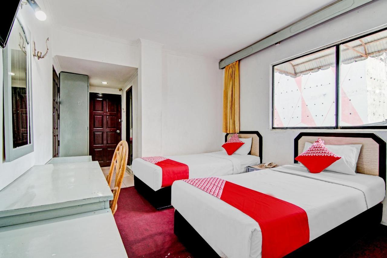 Oyo 90697 Hotel Wisata Dumai Exteriör bild