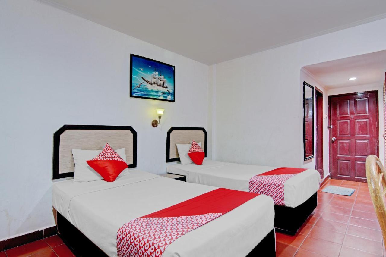 Oyo 90697 Hotel Wisata Dumai Exteriör bild